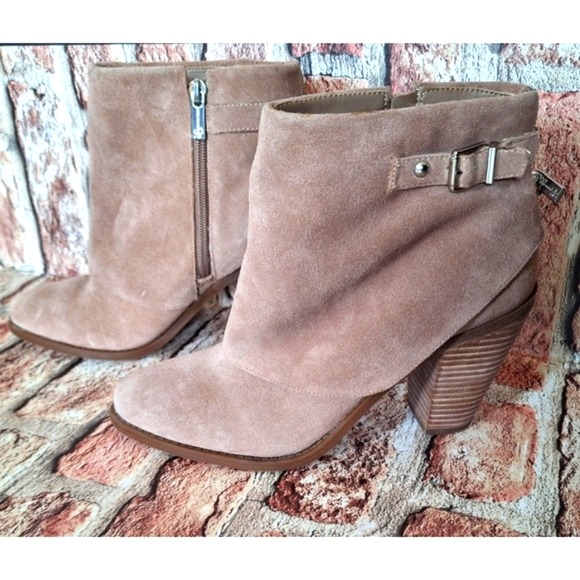 Jessica Simpson Cassley Ankle Boots Color: Rose Taupe - Picture 4 of 16
